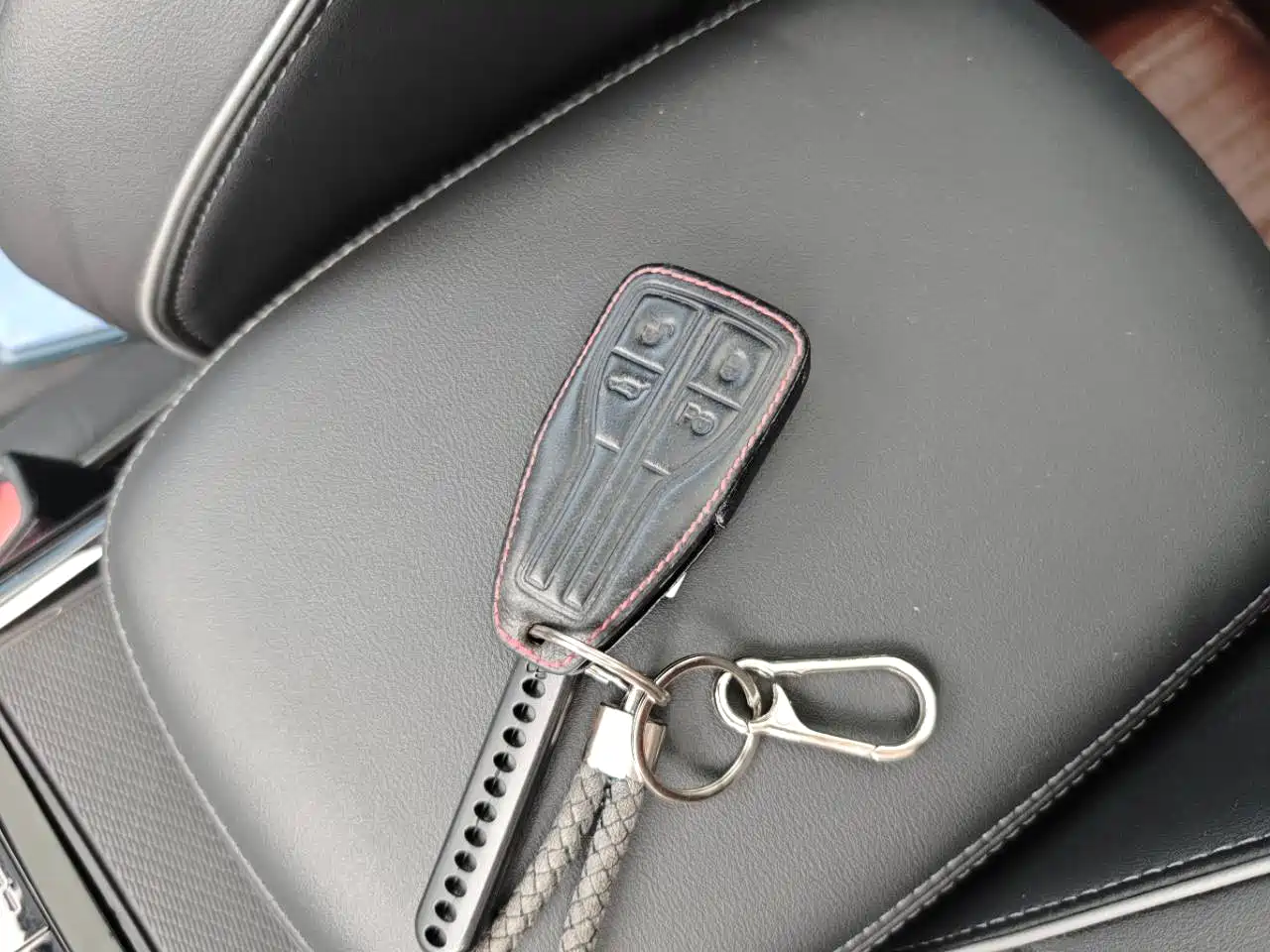 Hongqi HS5 2019 2.0T Smart Connect Enjoy Edition фото 24