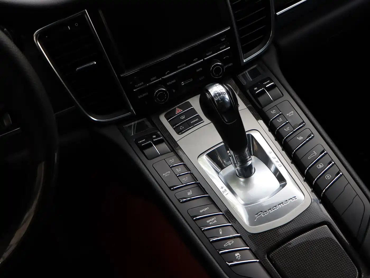 Porsche Panamera 2010 Model Panamera S 4.8L фото 14