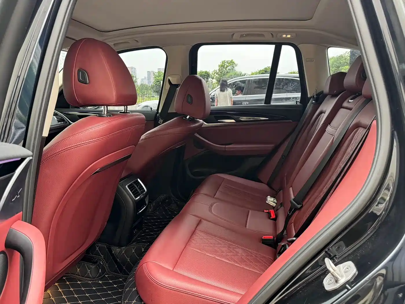 BMW iX3 2023 Leading Type фото 6