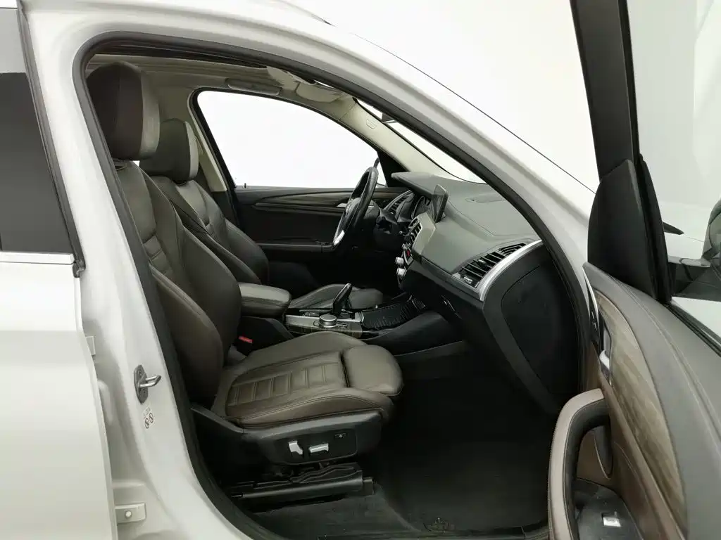 Photo 23 - BMW X3