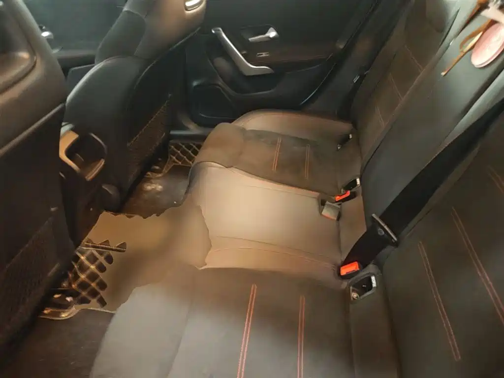 Mercedes-Benz CLA (Import) 2023 CLA 200 фото 17