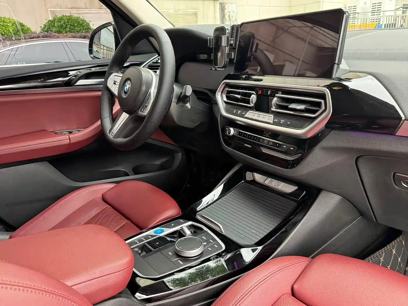 BMW iX3 2023 Leading Type фото 8