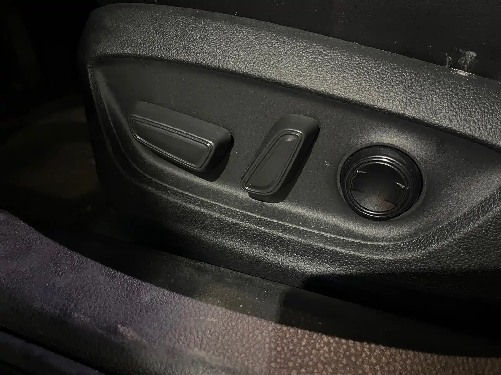 Фото 5 - Toyota Camry