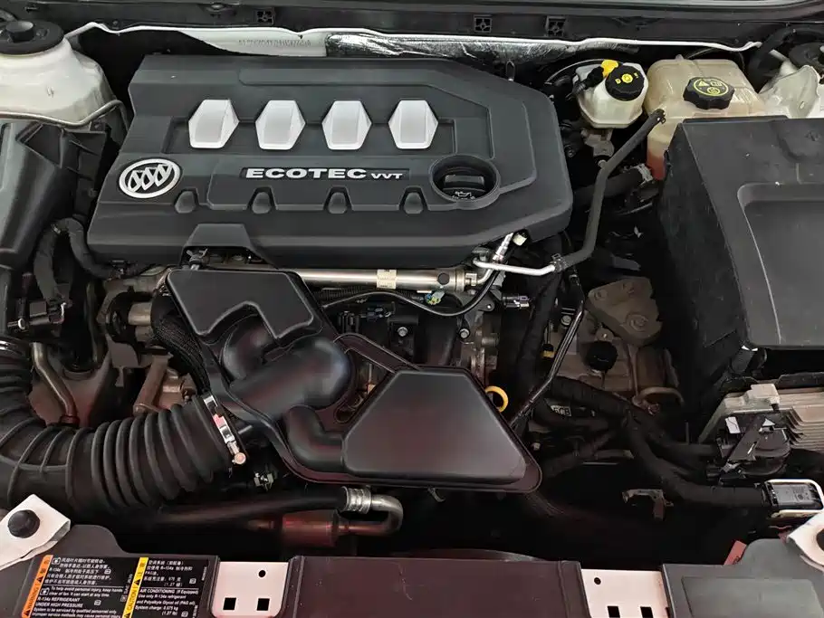 Buick Regal 2015 2.0L Leading Fashion Model фото 10