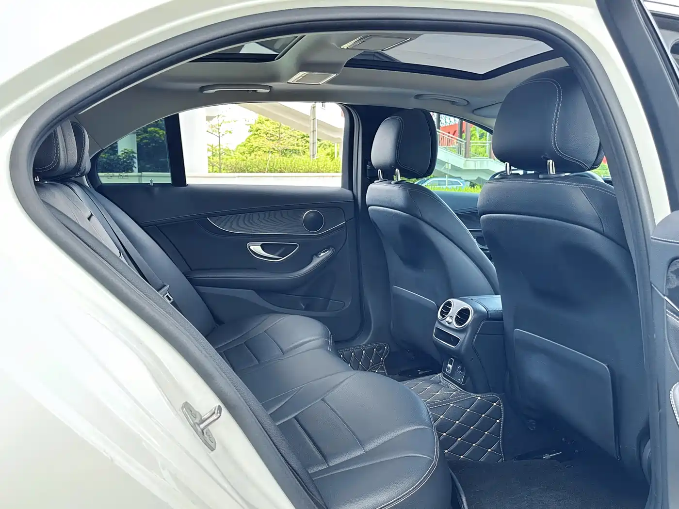 Mercedes-Benz C-Class 2020 C 260 L Sport фото 37