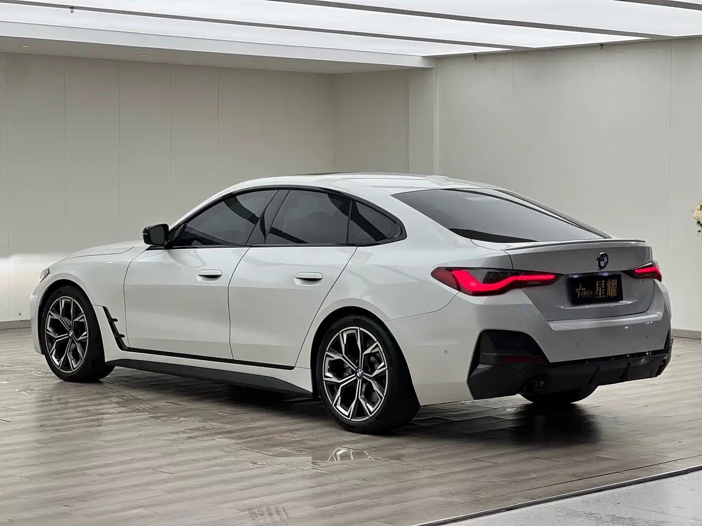 BMW 4 Series 2022 430i Gran Coupe M Sport Night Package фото 23
