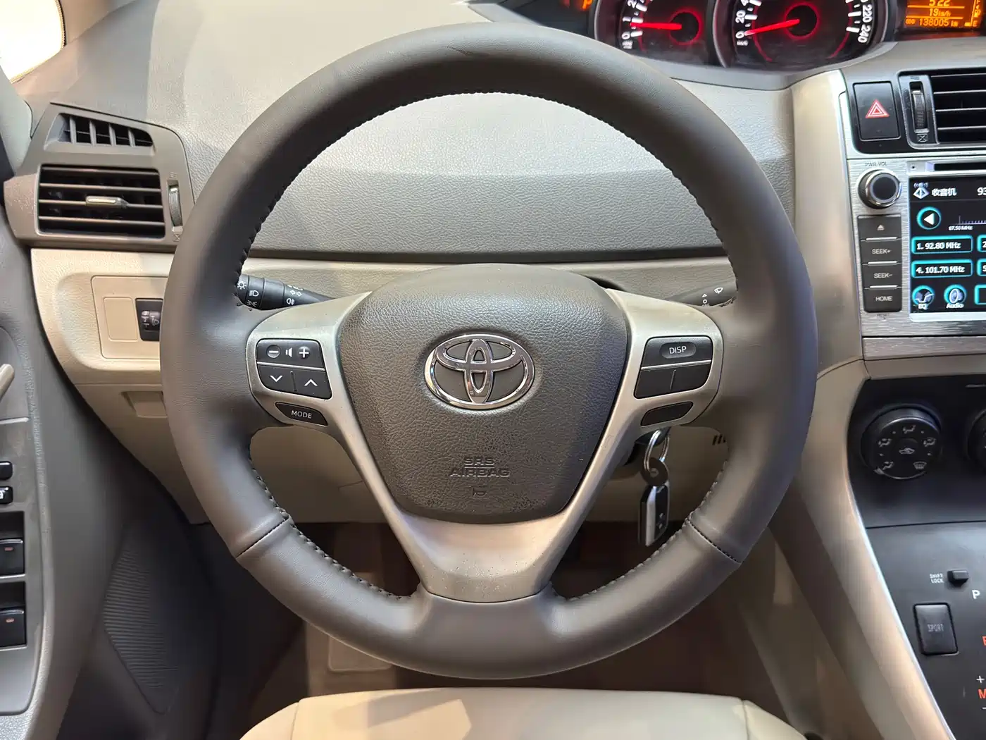 Toyota E'Z 2015 180E CVT Crossover Edition фото 12