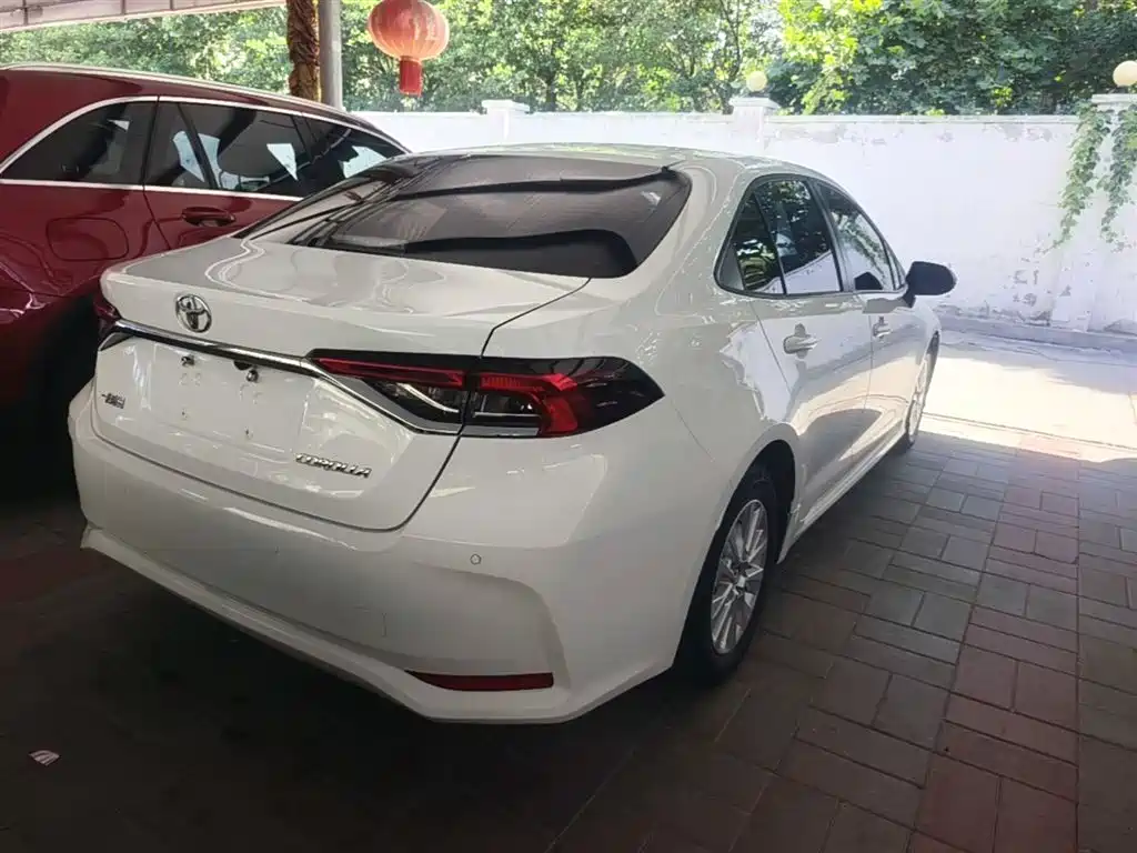 Toyota Corolla 2021 TNGA 1.5L CVT Pioneer Edition фото 12