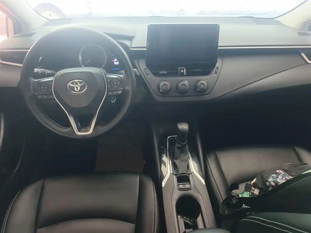Toyota Corolla 2021 TNGA 1.5L CVT Pioneer Edition фото 16