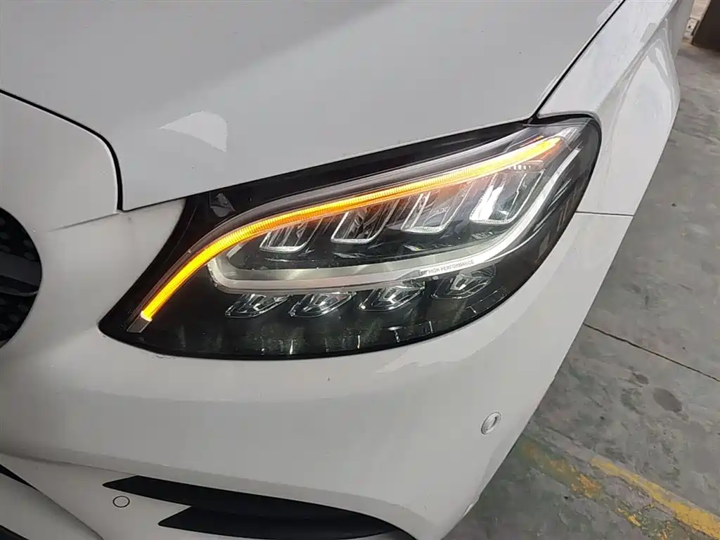 Mercedes-Benz C-Class 2020 Facelift C 200 L Fashion Sport Version фото 3