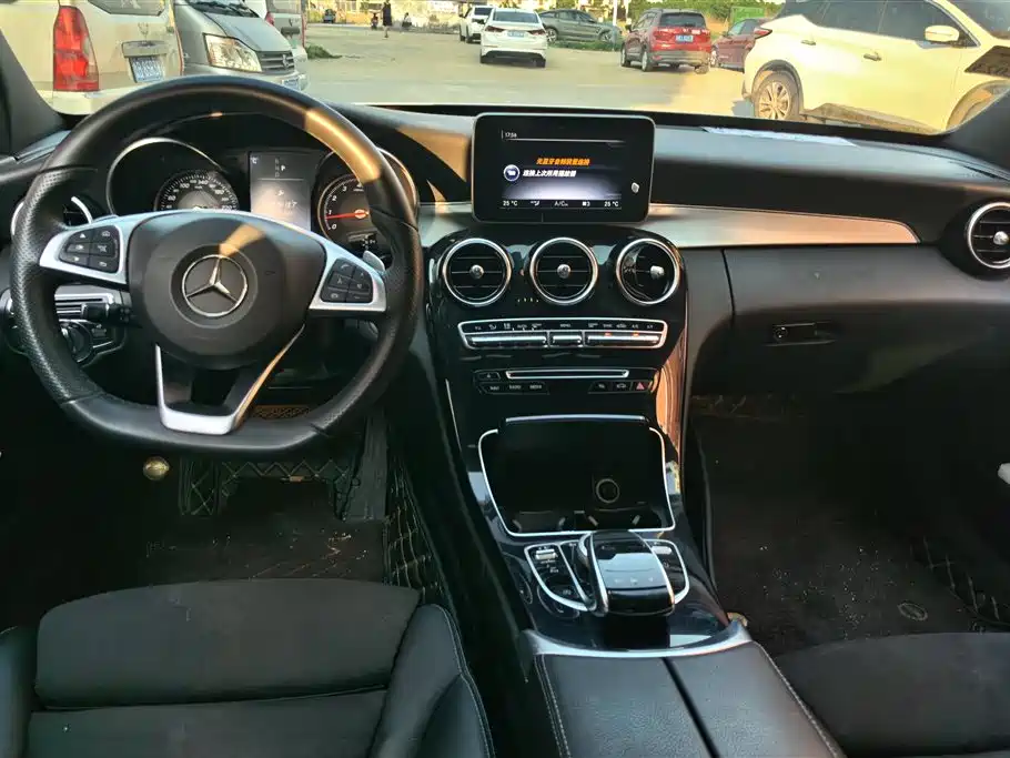 Mercedes-Benz C-Class 2017 Facelift C 200 Sport Edition фото 12