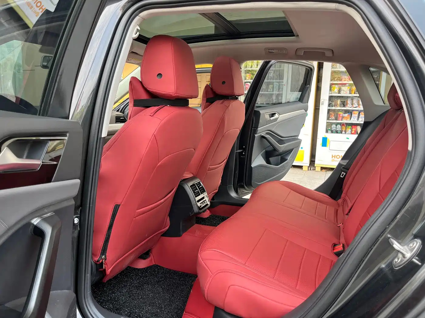 Volkswagen Sagitar, миниатюра 14