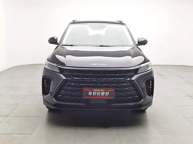 Dongfeng Fengguang Fengguang 580 2022 1.5T Auto Luxury Enjoyment Model — фото 3