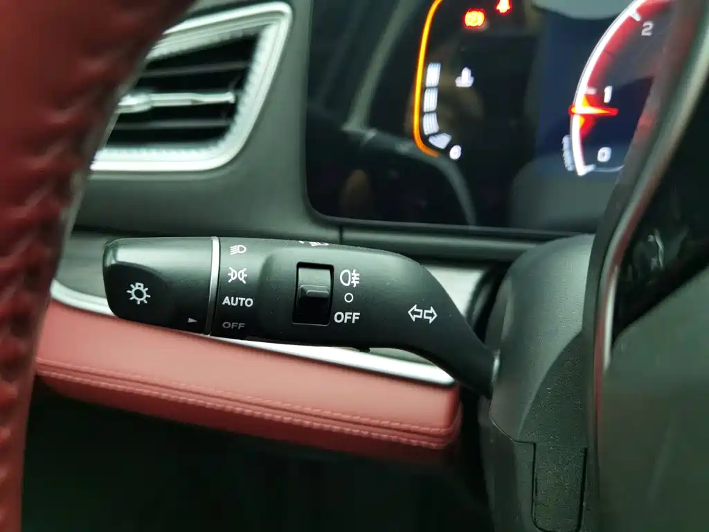 Dongfeng Fengguang Fengguang 580 2022 2022 1.5T Auto Luxury Enjoyment Model