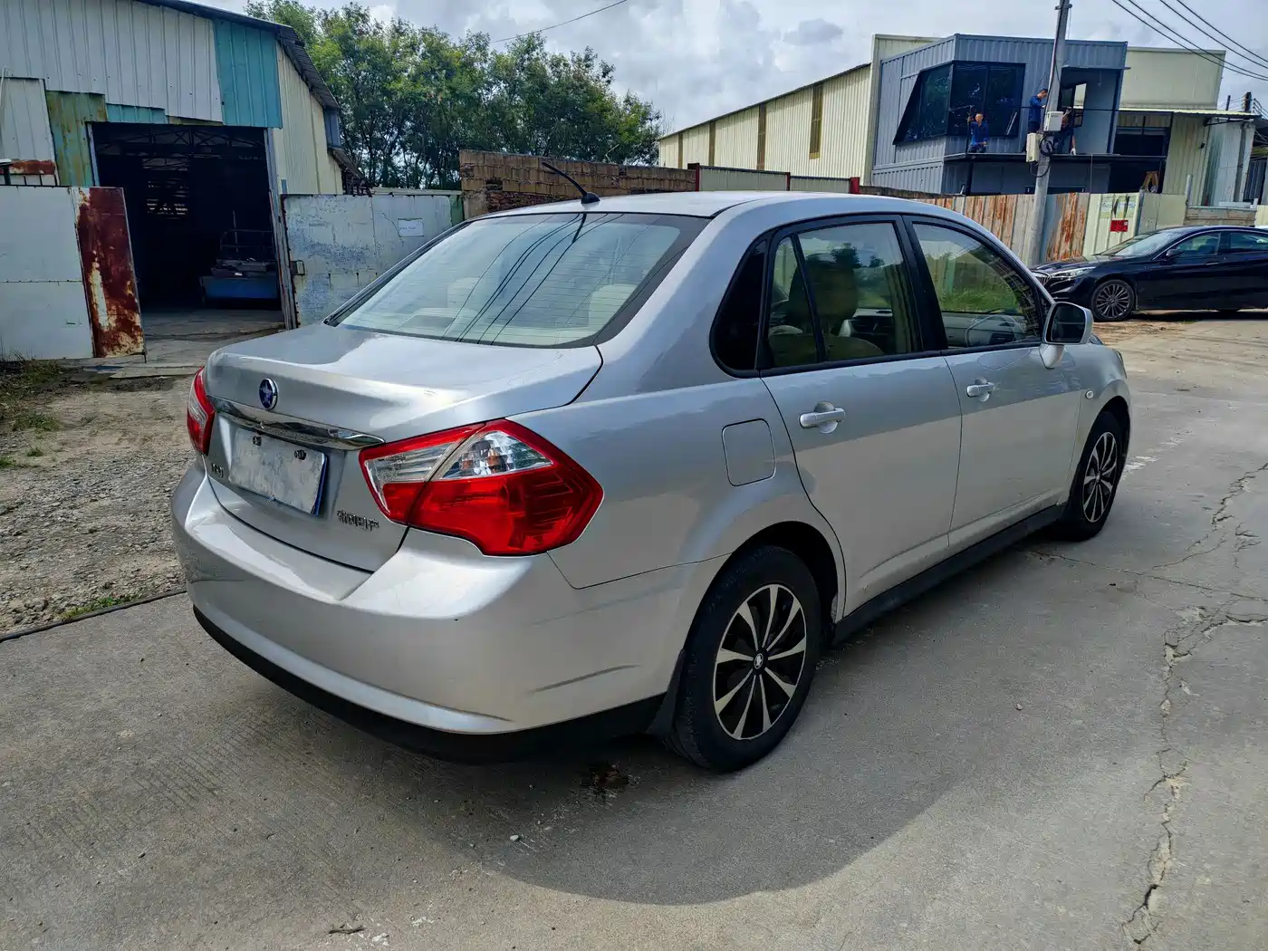Venucia D50 2012 2012 Model 1.6L Automatic Comfort