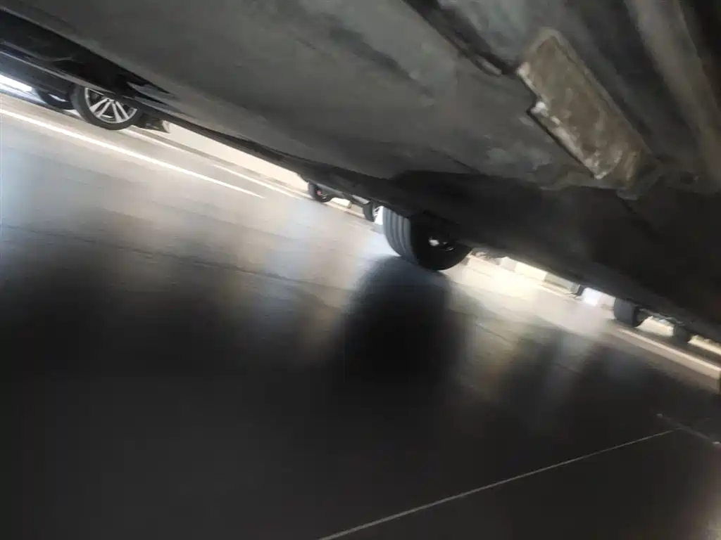 Audi Q5L 2023 40T Luxury Dynamic фото 4