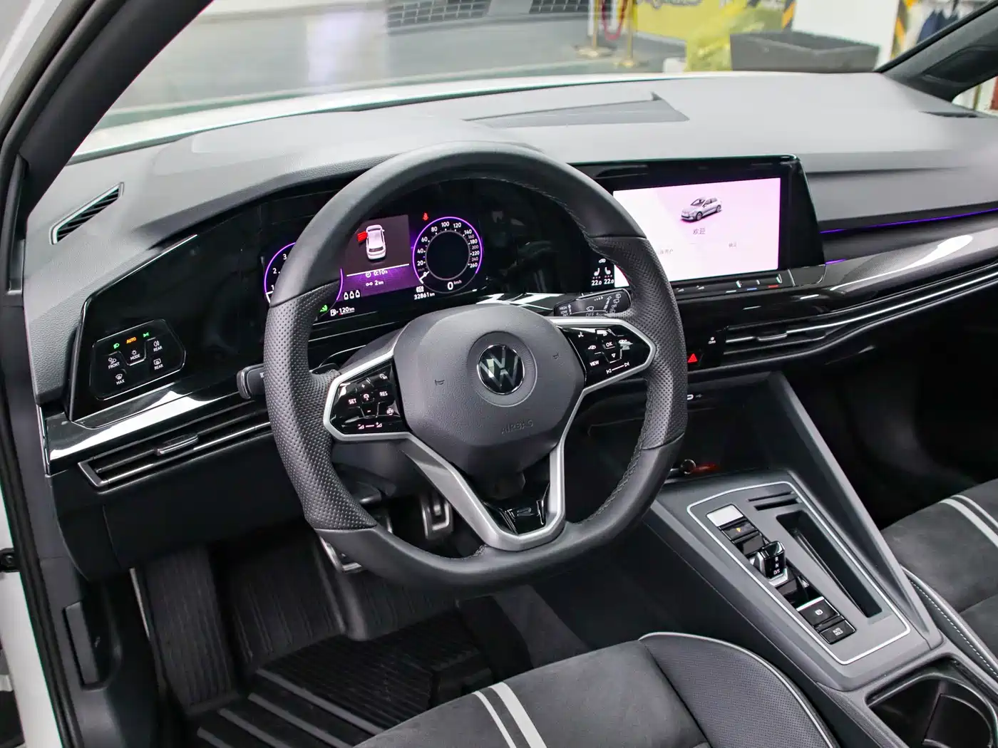 Volkswagen Golf 2021 280TSI DSG R-Line фото 5