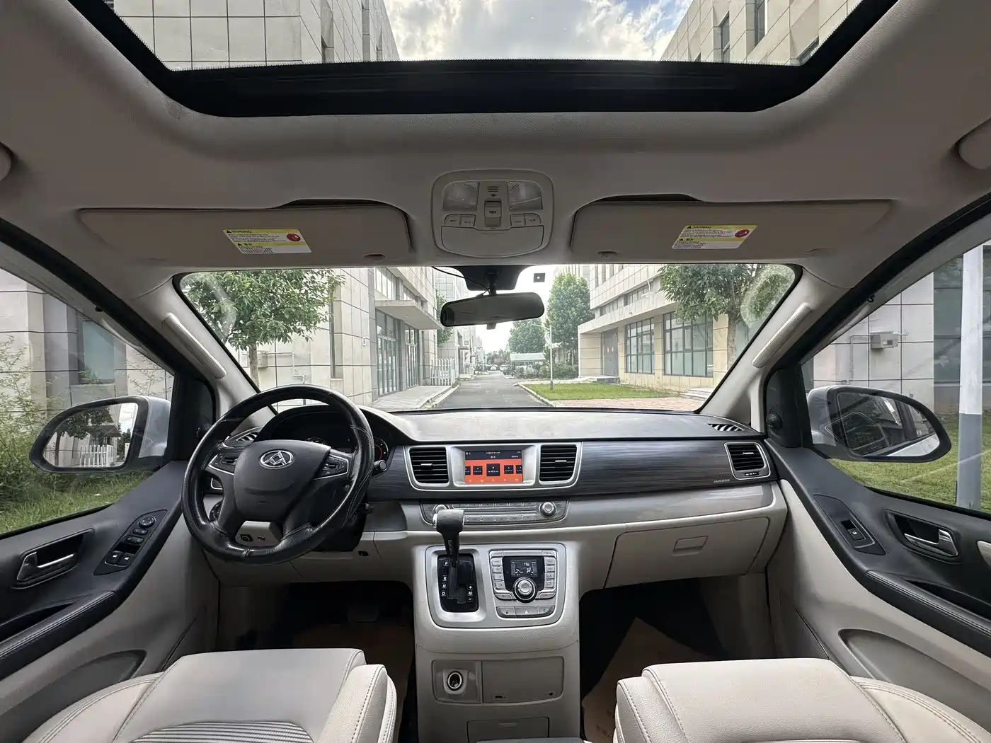 SAIC Maxus Maxus G10 2018 PLUS 1.9T Automatic Luxury Edition Diesel фото 7