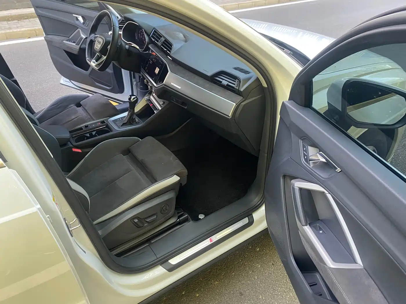 Audi Q3 2019 35 TFSI Fashion Sport фото 12