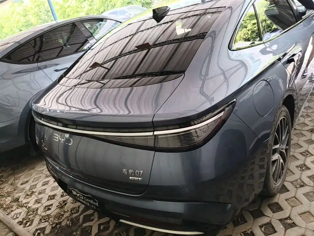 BYD Seal 07 DM-i 2025 Smart Drive Edition DM-i 1.5L 125km Premium фото 6