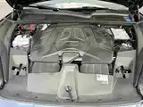 Photo 9 - Porsche Cayenne