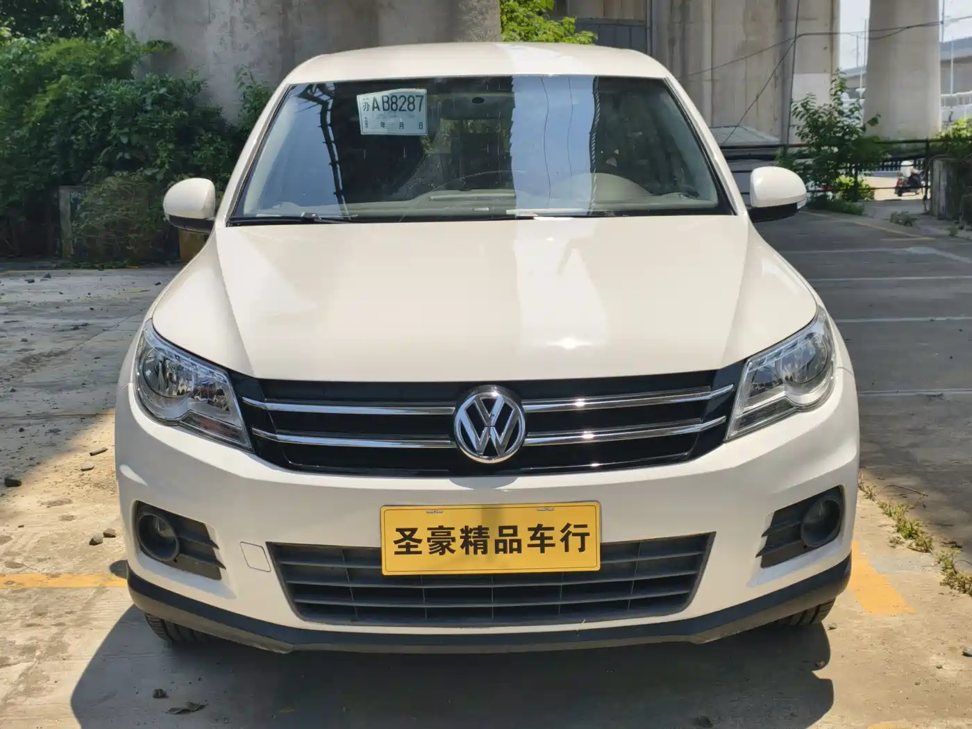 Volkswagen Tiguan 2012 1.8TSI Automatic 2WD Trend Edition фото 15