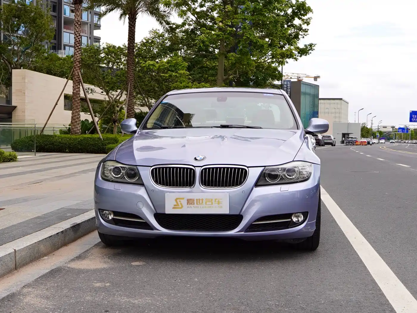 BMW 3 Series (Import) 2010 325i Luxury фото 2