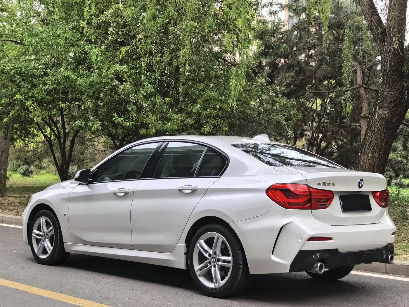 BMW 1 Series 2020 Model 120i M Sport Package фото 11