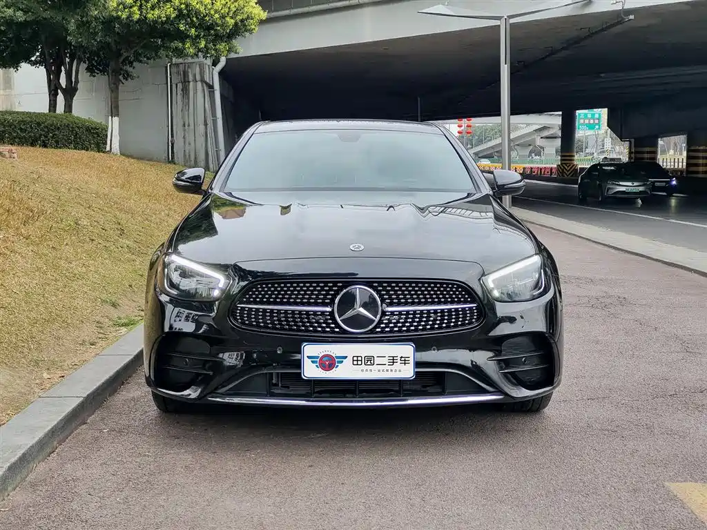 Mercedes-Benz E-Class 2023 E 260 L Sport фото 2
