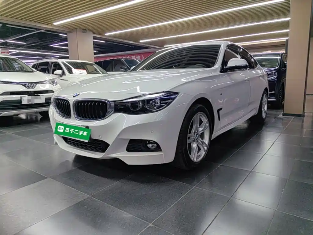 BMW 3 Series GT 2021 2020 320i M Sport Package