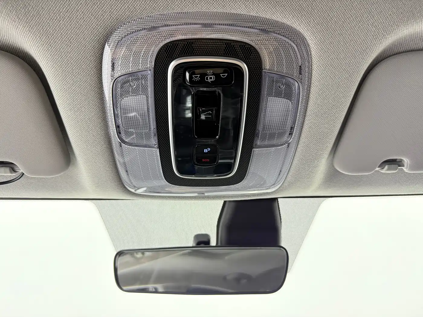Hyundai Elantra 2023 Model 1.5L CVT LUX Premium Edition фото 15