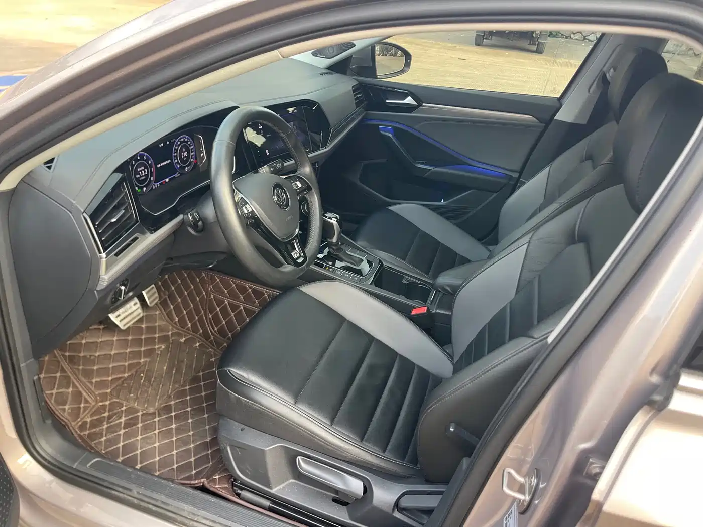 Volkswagen Sagitar 2021 280TSI DSG 30th Anniversary Edition фото 9