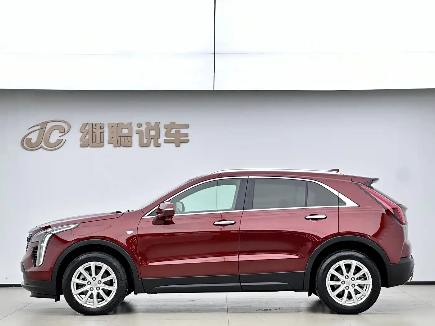 Cadillac XT4 2018 Model 28T 2WD Technology фото 11