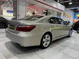 Фото 17 - Lexus LS