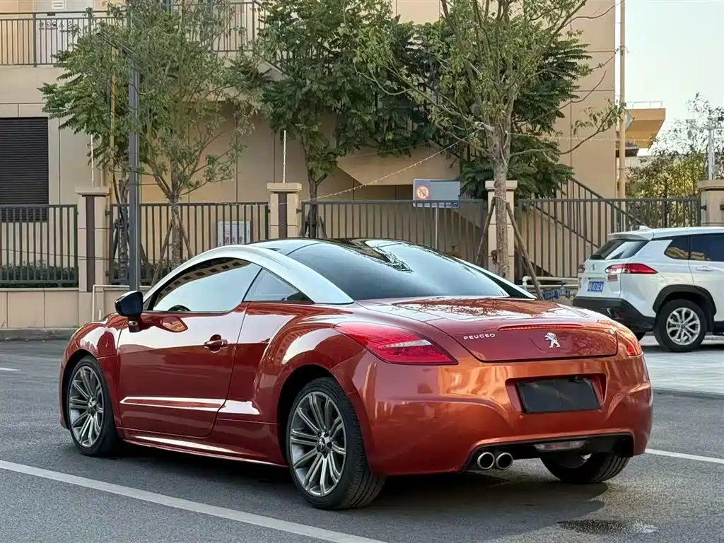 Peugeot RCZ 2011 1.6T Luxury Sport фото 6