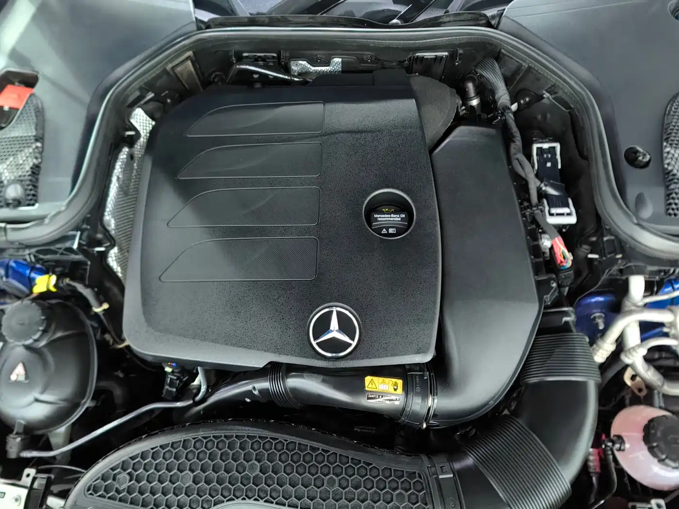 Mercedes-Benz E-Class 2020 Model E 260 L Sport фото 30