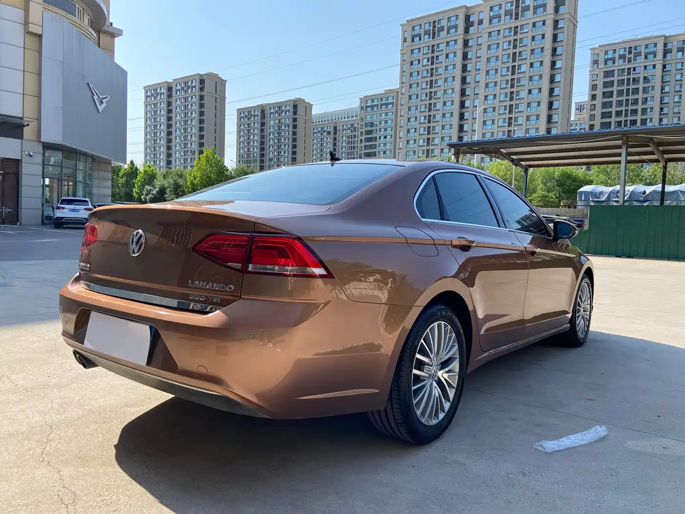 Volkswagen Lamando 2015 330TSI DSG Luxury Edition фото 5