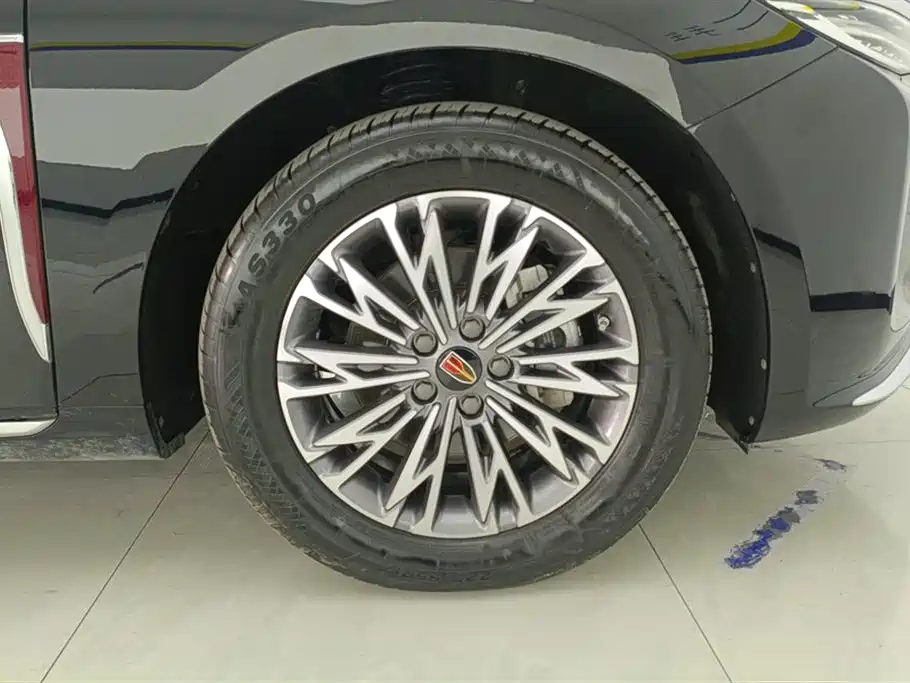 Hongqi H5 2024 1.5T DCT Smart Connect Flag Rhythm Edition фото 6