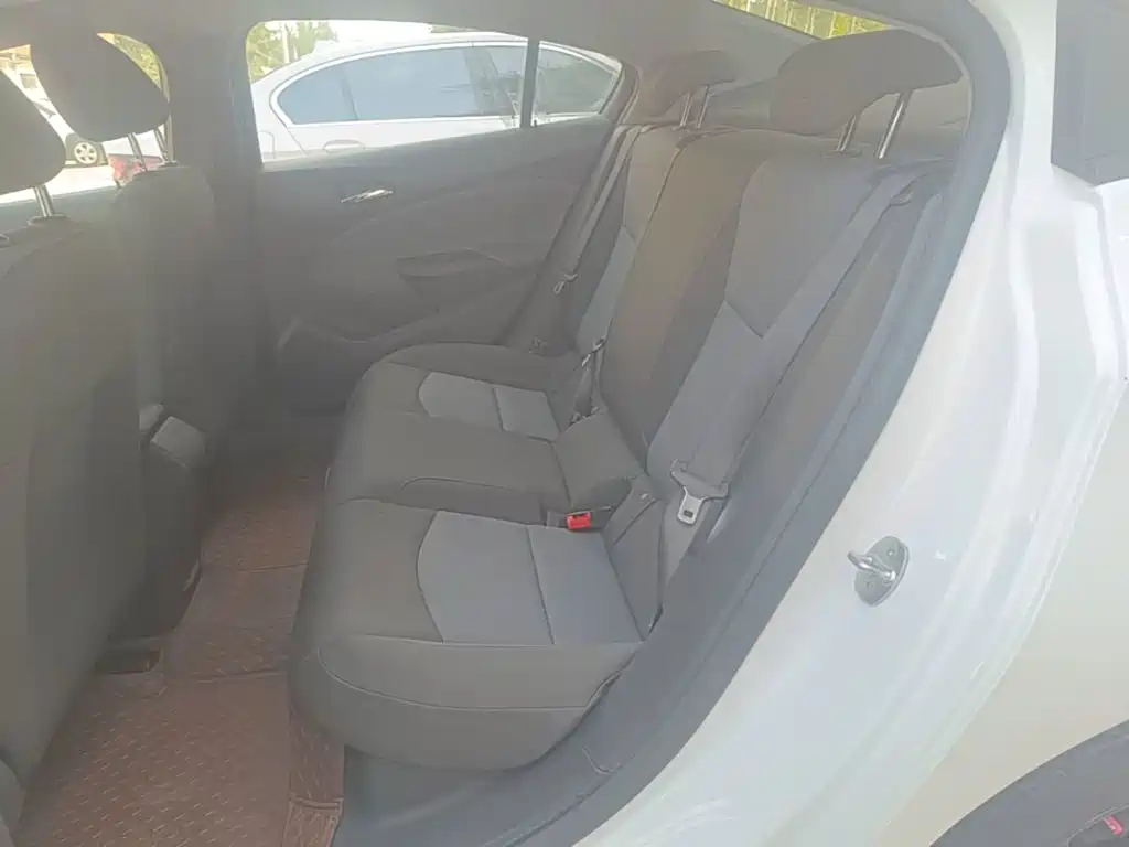 Chevrolet Cruze 2019 2018 Redline 320 Automatic Pioneer Edition