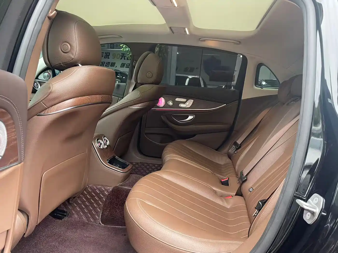 Mercedes-Benz E-Class 2022 E 300 L Luxury фото 8
