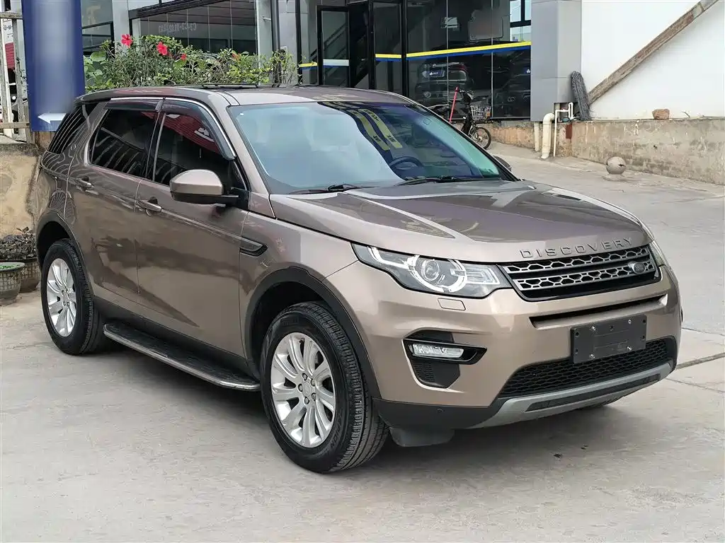 Land Rover Discovery Sport 2017 2.0T SE фото 4