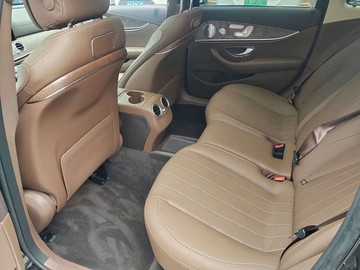 Mercedes-Benz E-Class 2020 E 300 L Luxury Model фото 13