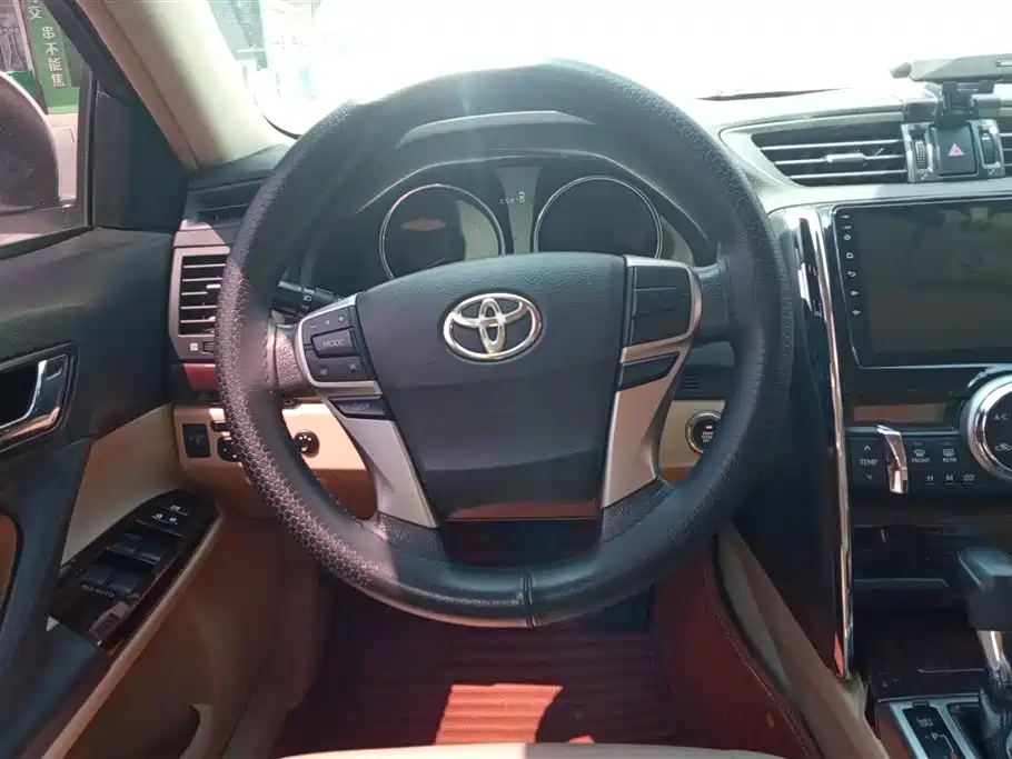 Toyota Reiz 2010 2.5S Elegance Elite Edition фото 15