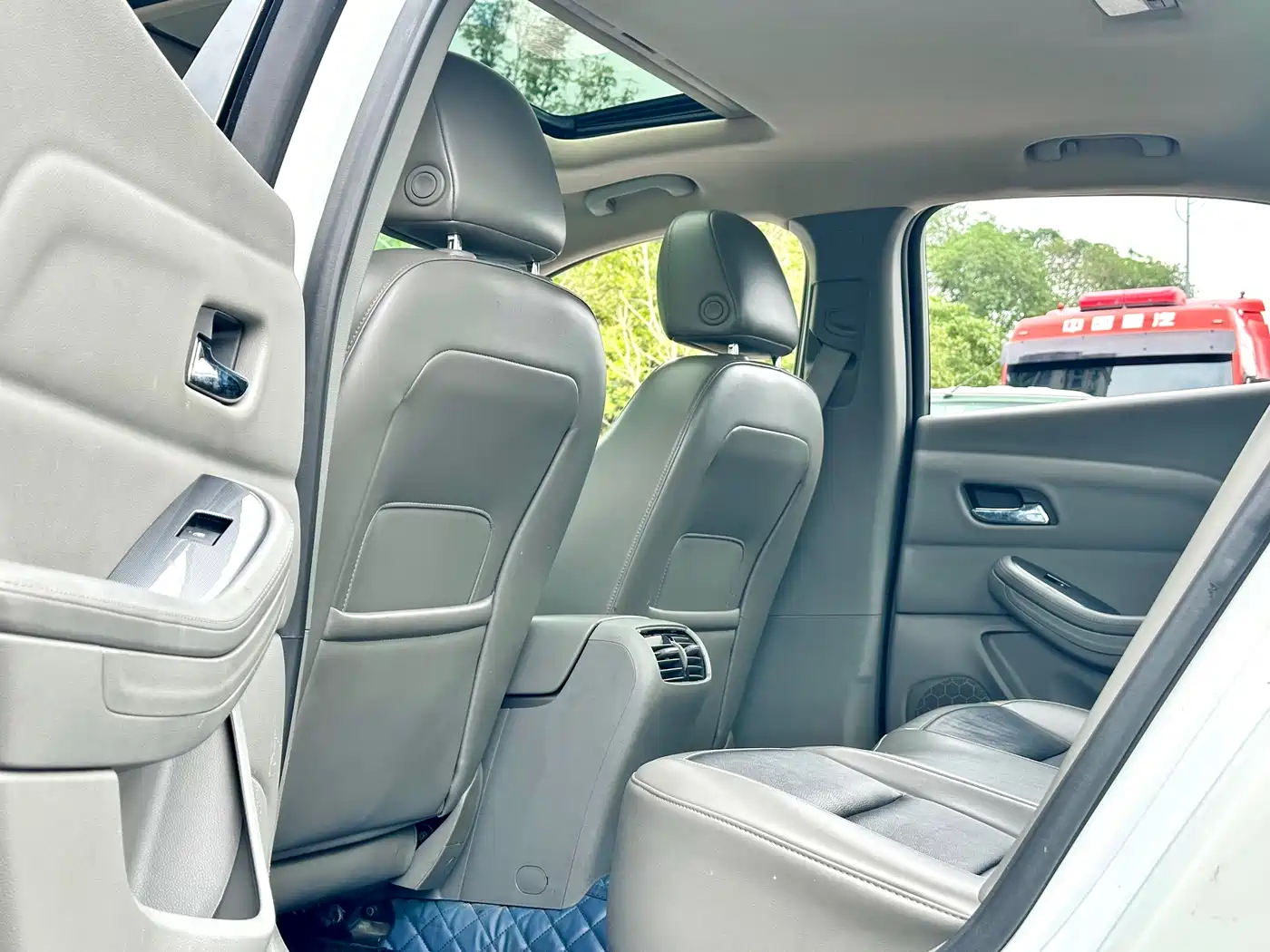 Chevrolet Malibu 2014 2.0L Automatic Luxury фото 37