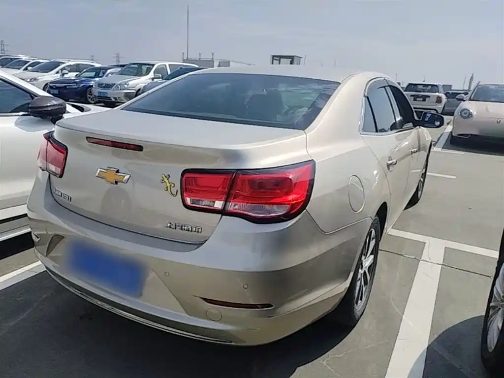 Chevrolet Malibu 2016 2.0L Automatic Luxury фото 7
