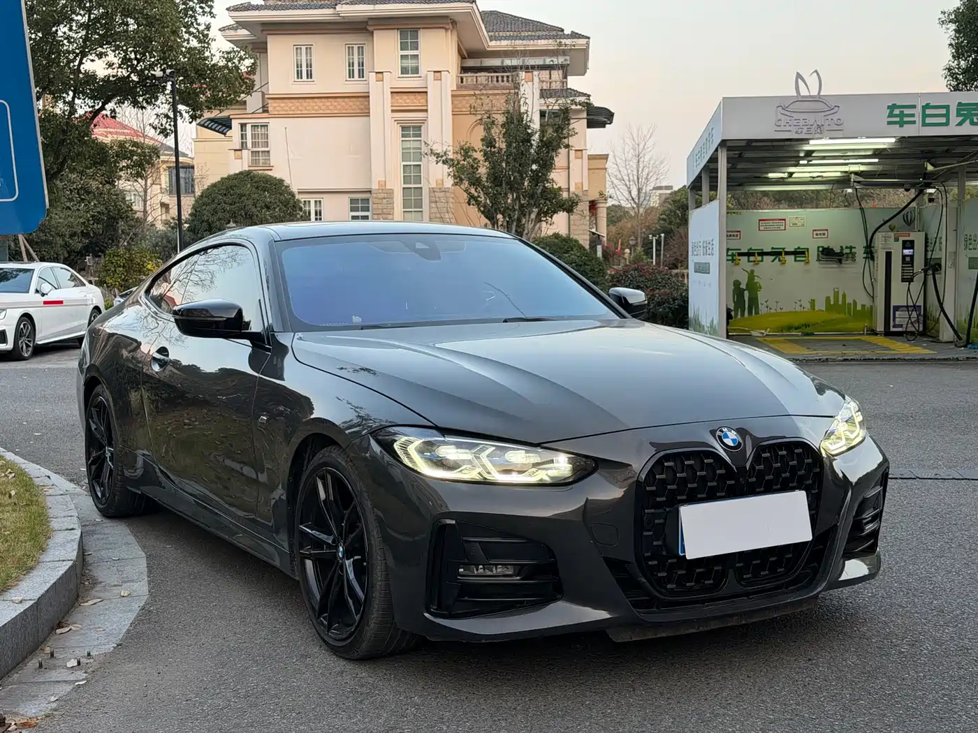 BMW 4 Series 2023 425i M Sport Shadowline Package фото 4