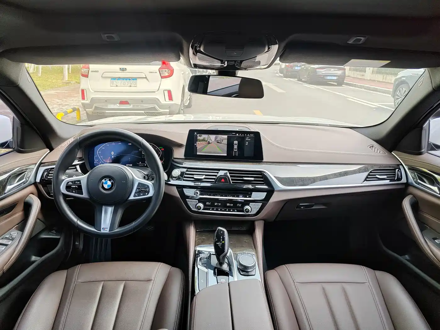 BMW 5 Series 2020 525Li M Sport Package фото 8