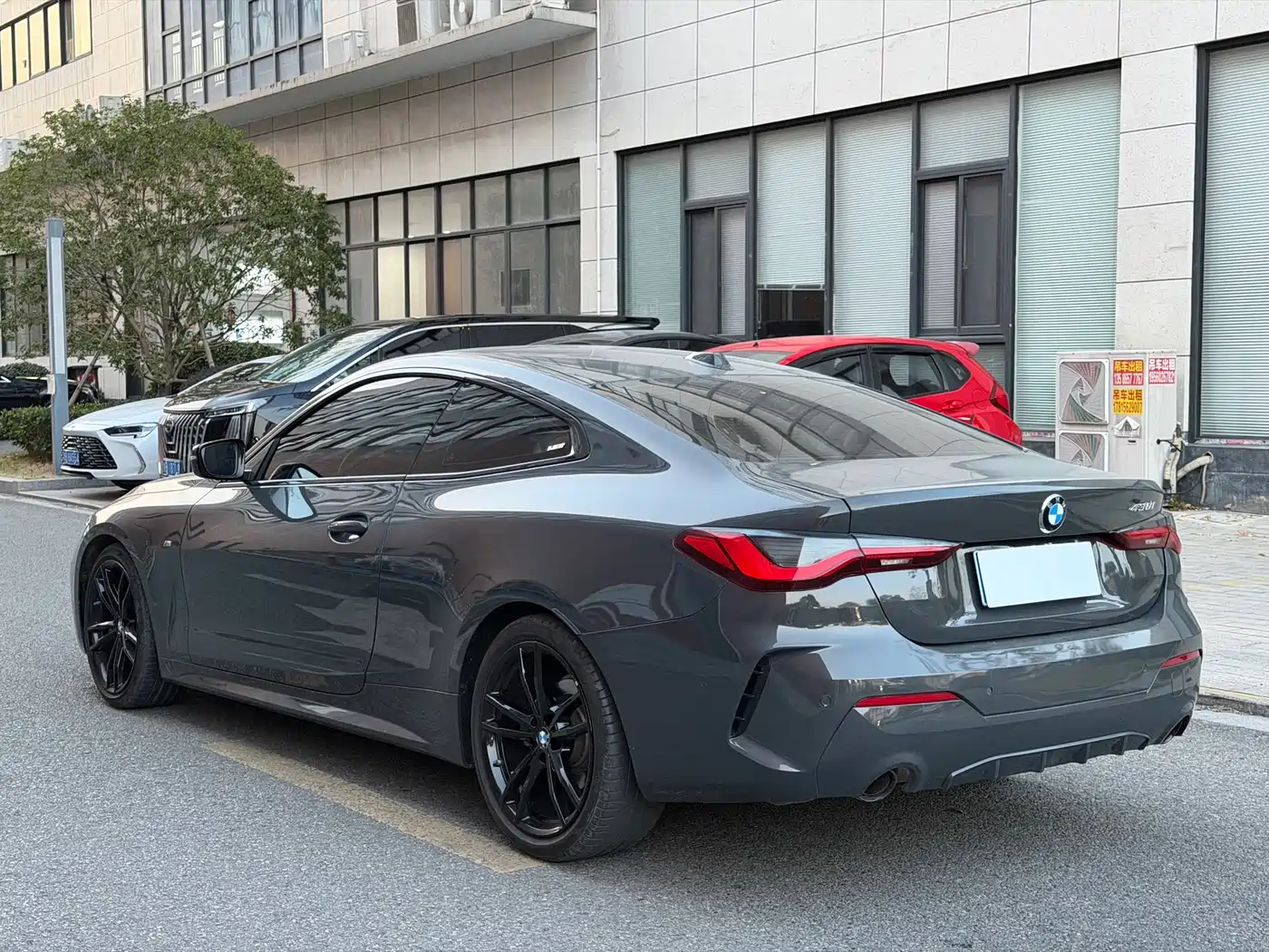 BMW 4 Series 2023 425i M Sport Shadowline Package фото 19