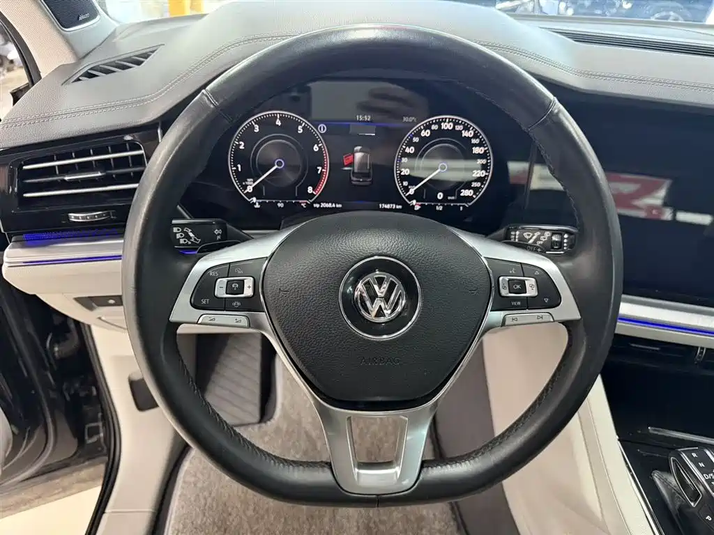 Volkswagen Touareg 2019 3.0TSI Sharp Wisdom Edition China V фото 14