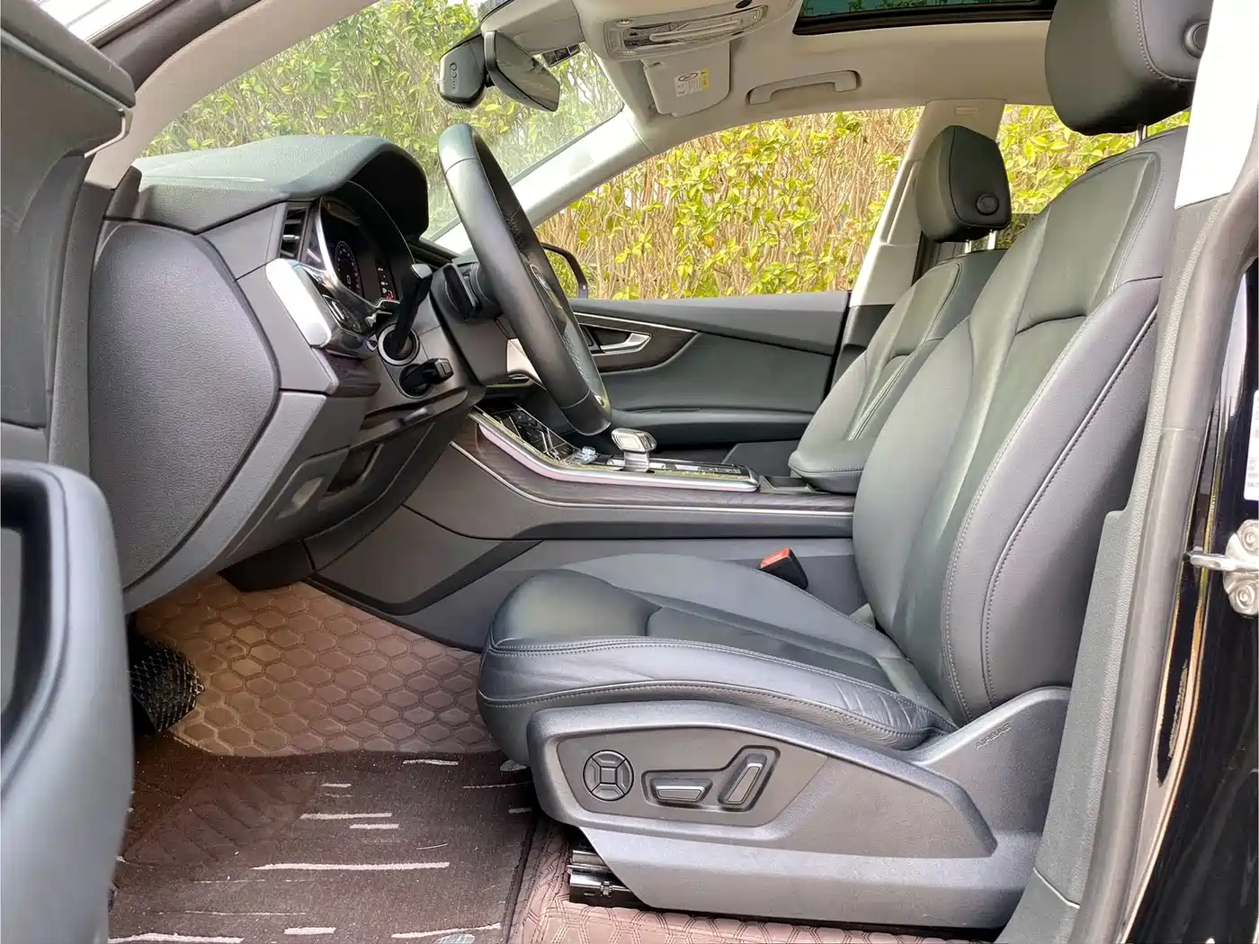 Audi Q8 2021 Model 55 TFSI Luxury Dynamic фото 9